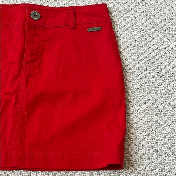 Women's Red Thomas Burberry Skirt - Picture 3 of 8